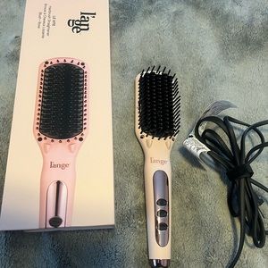 Lange le Vite. Hairbrush straightener.